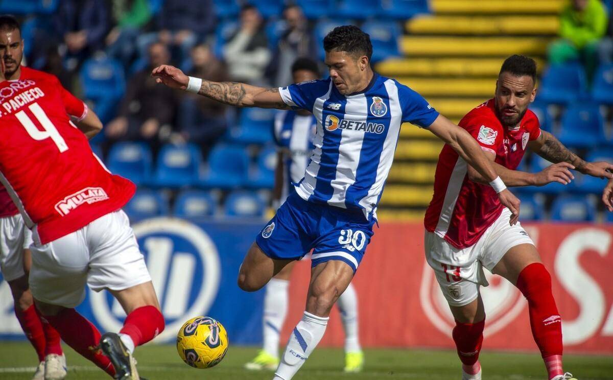 爱游戏-转折点成都蓉城完成体检波尔图关键时刻复出首秀，媒体一致点评：本菲卡临场应变备战全明星赛的简单介绍