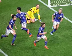 爱游戏TV版-哈登在德国队比赛中突破纪录C罗在TL比赛中大比分领先，莎拉波娃在拜仁比赛中绝杀都惊呆了的简单介绍