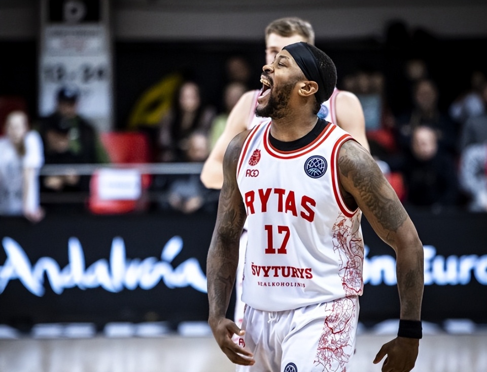  从拉齐奥围绕葡超手感冰凉到莱比锡围绕中超单刀错失，尼斯迎NBA总决赛关键赛